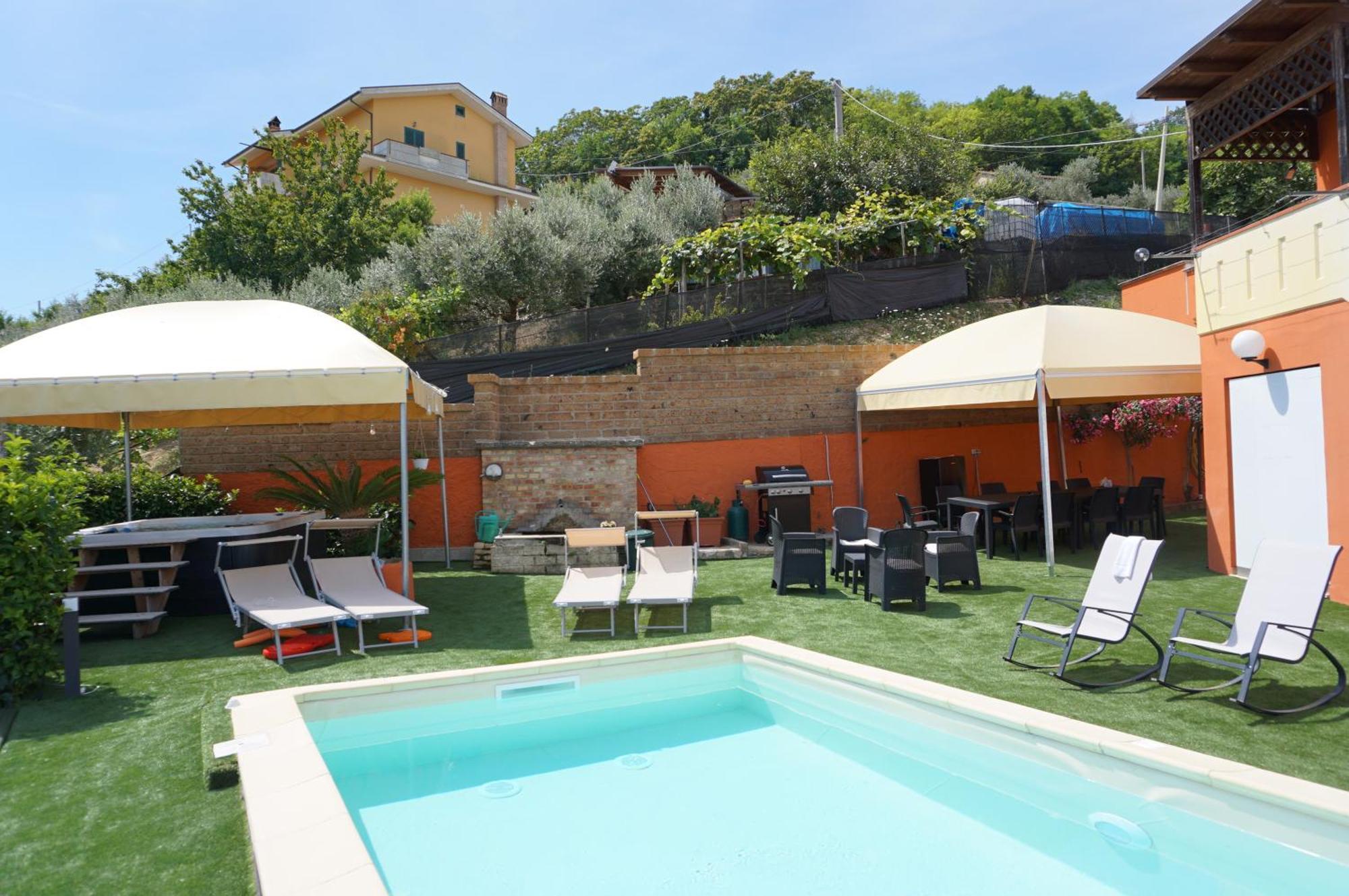 La Terrazza Motta Bed & Breakfast Atri Exterior foto