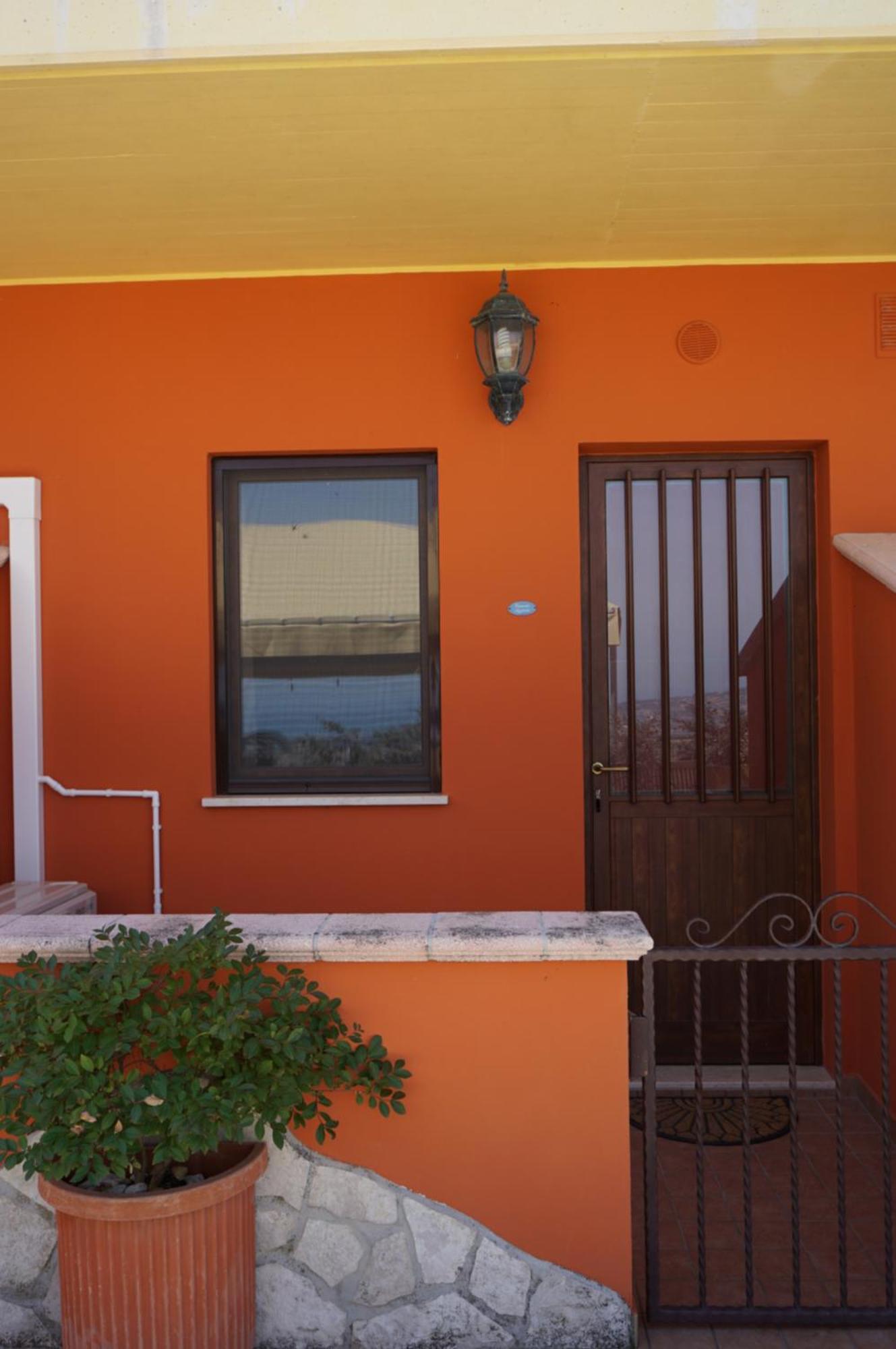 La Terrazza Motta Bed & Breakfast Atri Exterior foto