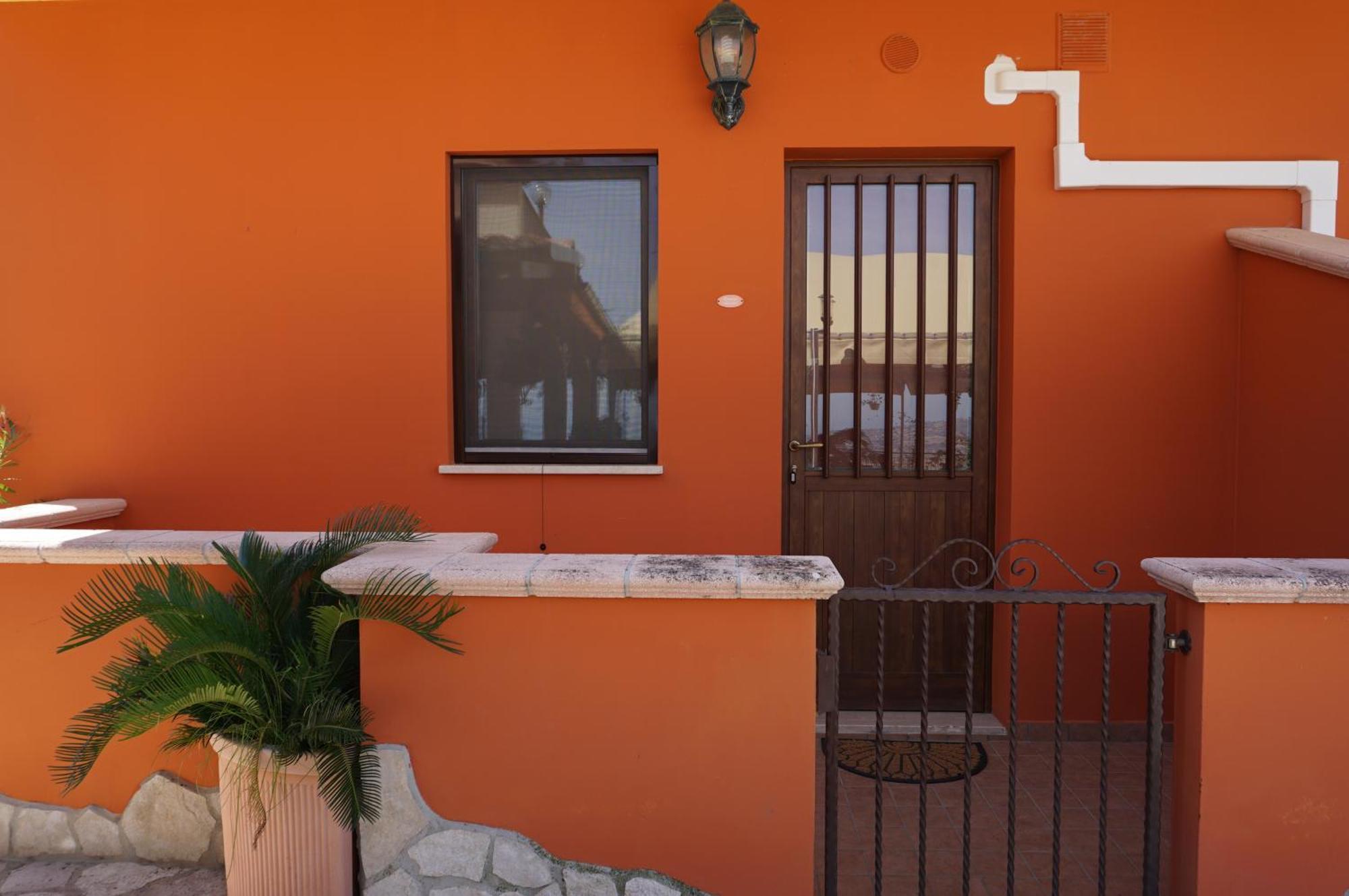 La Terrazza Motta Bed & Breakfast Atri Exterior foto
